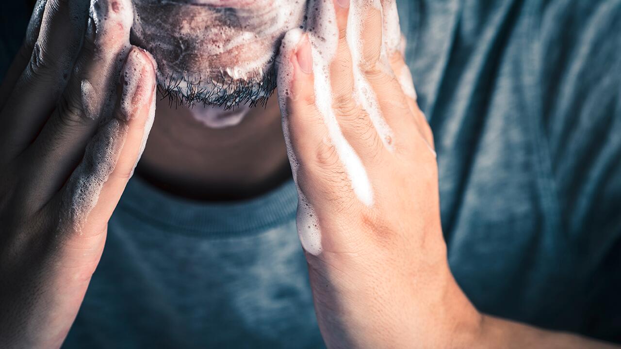 Bartshampoos im Test: Sanfte Pflege für den Bart? Bartshampoos im Test: Sanfte Pflege für den Bart?